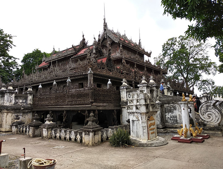 https://mdw-travel-data-us-east-1.s3.amazonaws.com/img/country/Myanmar/Ma-Thwa-Taw-Monastery/img_01.jpg