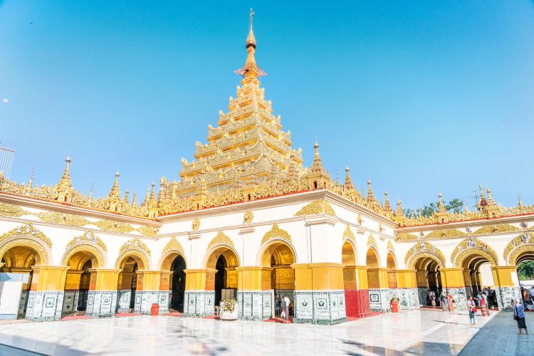 https://mdw-travel-data-us-east-1.s3.amazonaws.com/img/country/Myanmar/Maha-Muni-Pagoda--Mahamuni-Buddha-Temple/img_02.jpg