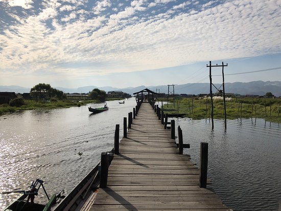 https://mdw-travel-data-us-east-1.s3.amazonaws.com/img/country/Myanmar/Maing-Thouk-Village/img_00.jpg
