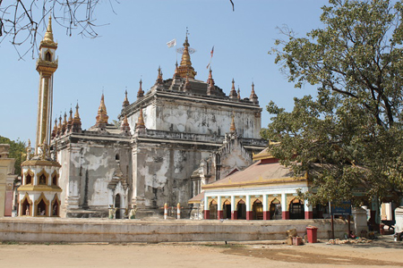 https://mdw-travel-data-us-east-1.s3.amazonaws.com/img/country/Myanmar/Manuha-Temple/img_01.jpg