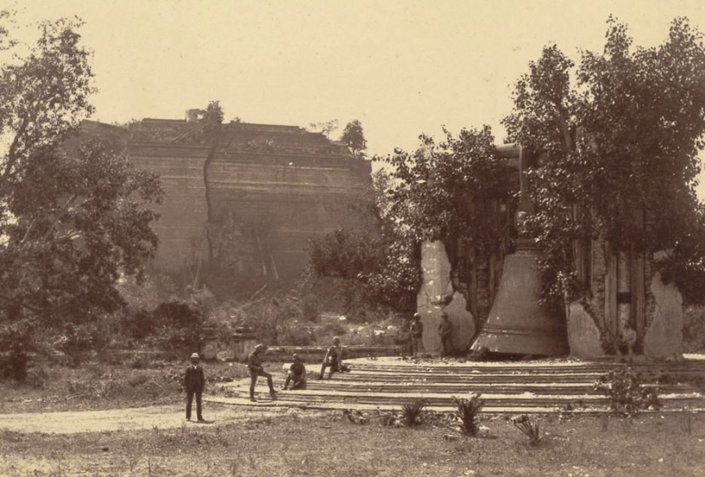 https://mdw-travel-data-us-east-1.s3.amazonaws.com/img/country/Myanmar/Mingun-Bell/img_03.jpg