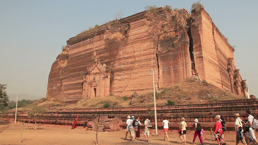 https://mdw-travel-data-us-east-1.s3.amazonaws.com/img/country/Myanmar/Mingun/img_03.jpg