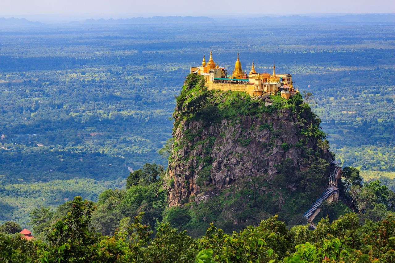 https://mdw-travel-data-us-east-1.s3.amazonaws.com/img/country/Myanmar/Mount-Popa/img_00.jpg