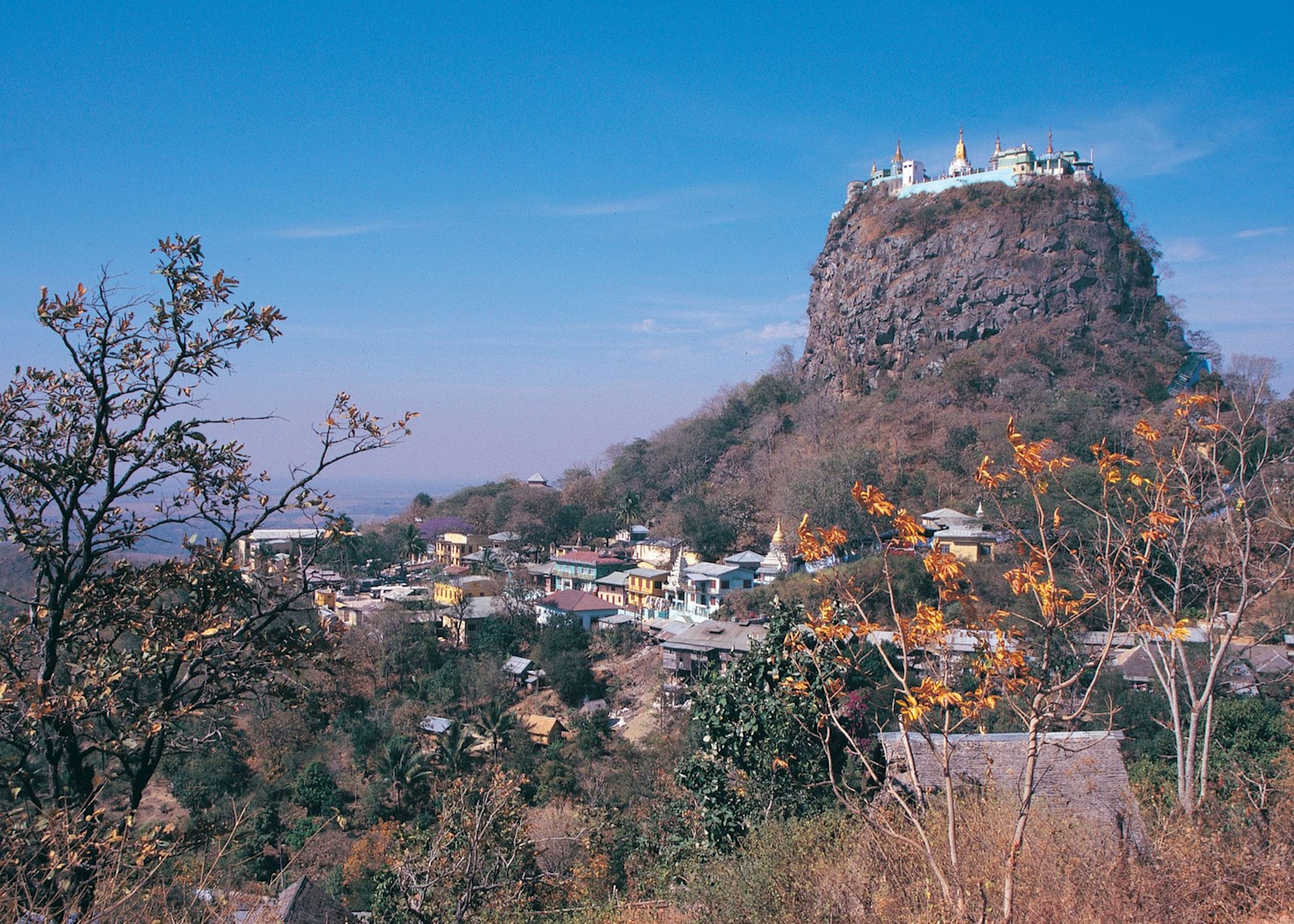 https://mdw-travel-data-us-east-1.s3.amazonaws.com/img/country/Myanmar/Mount-Popa/img_01.jpg