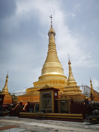 https://mdw-travel-data-us-east-1.s3.amazonaws.com/img/country/Myanmar/Myin-Daw-Gyi-Pagoda/img_02.jpg