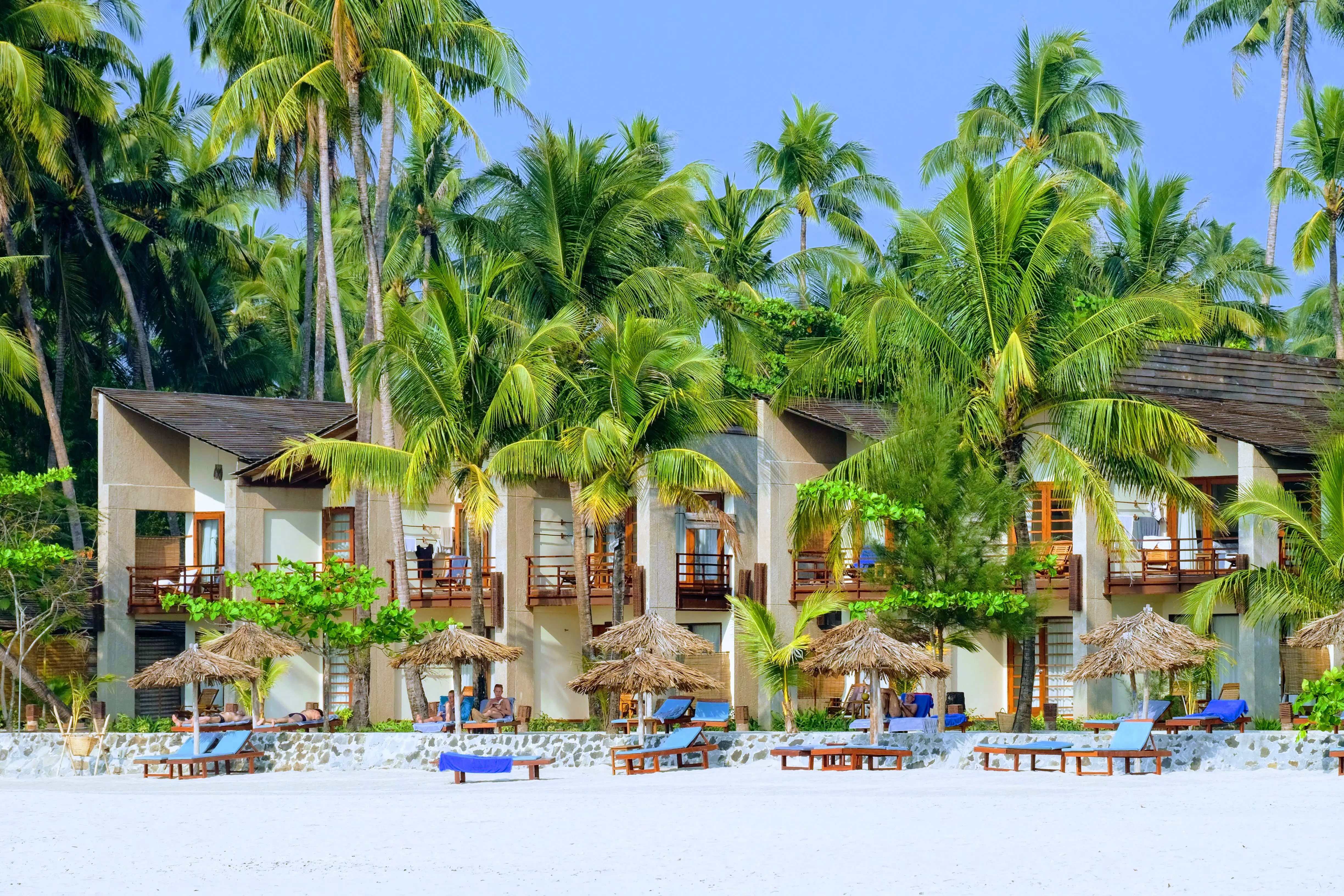 https://mdw-travel-data-us-east-1.s3.amazonaws.com/img/country/Myanmar/Ngapali-Beach/img_02.jpg
