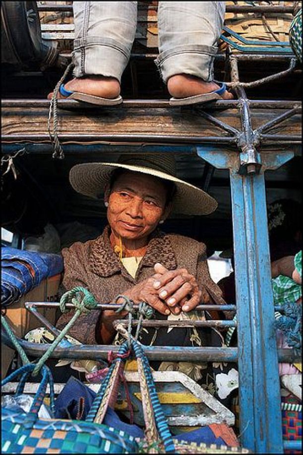 https://mdw-travel-data-us-east-1.s3.amazonaws.com/img/country/Myanmar/Nyaungshwe-Market/img_02.jpg