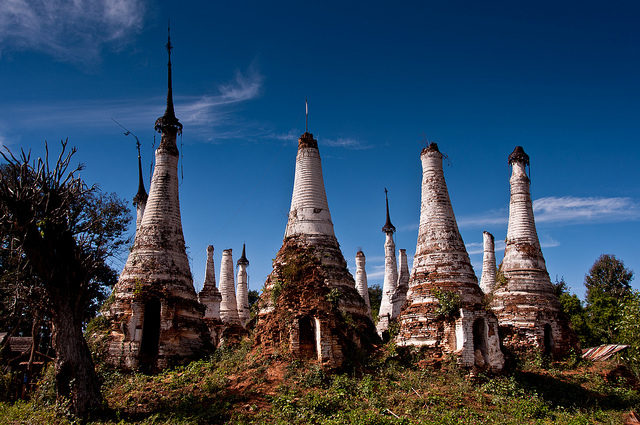 https://mdw-travel-data-us-east-1.s3.amazonaws.com/img/country/Myanmar/Pagoda-of-Ah-Lain-Nga-Sint/img_01.jpg