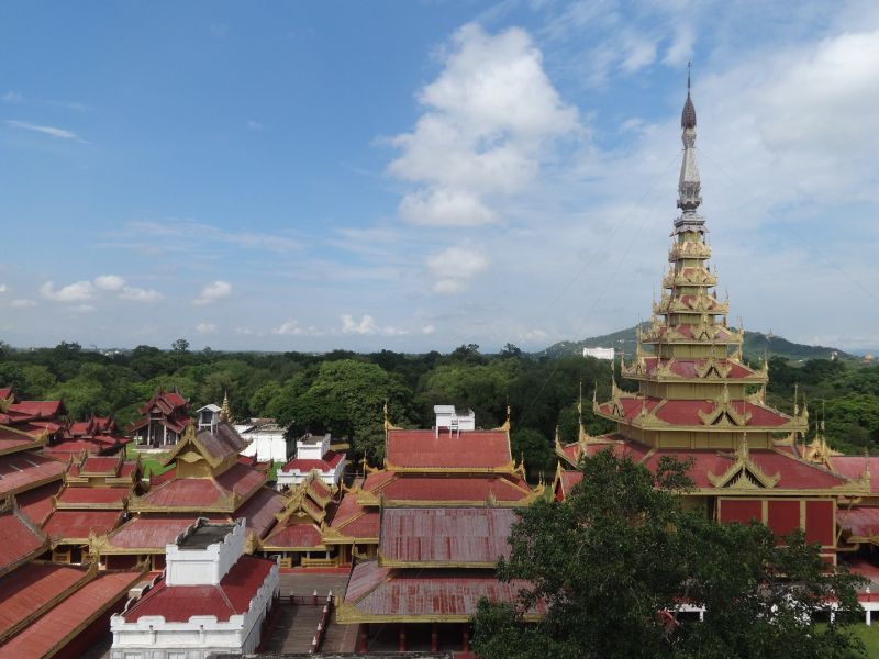 https://mdw-travel-data-us-east-1.s3.amazonaws.com/img/country/Myanmar/Paleik-Dike/img_03.jpg