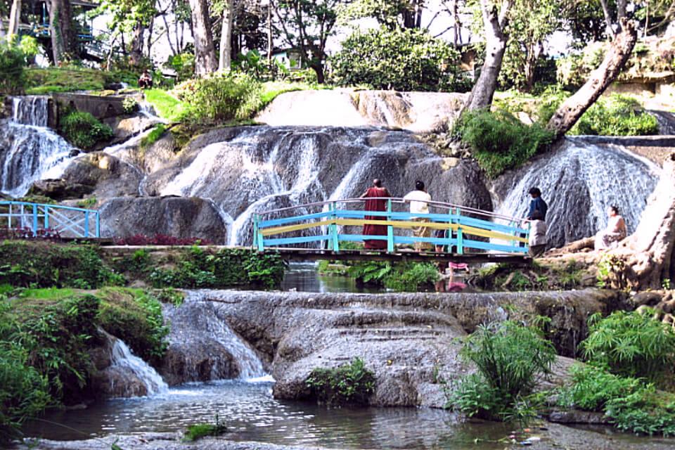 https://mdw-travel-data-us-east-1.s3.amazonaws.com/img/country/Myanmar/Pwe-Kauk-Falls/img_00.jpg