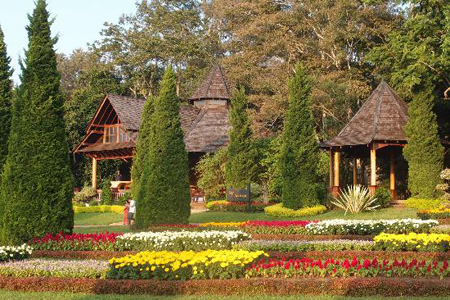 https://mdw-travel-data-us-east-1.s3.amazonaws.com/img/country/Myanmar/Pyin-Oo-Lwin--Maymyo-/img_03.jpg