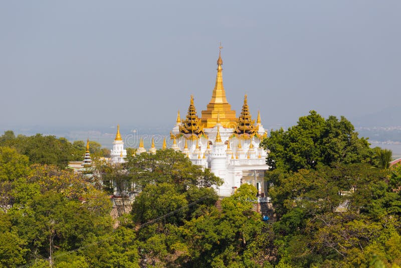 https://mdw-travel-data-us-east-1.s3.amazonaws.com/img/country/Myanmar/Sagain-Hill/img_03.jpg
