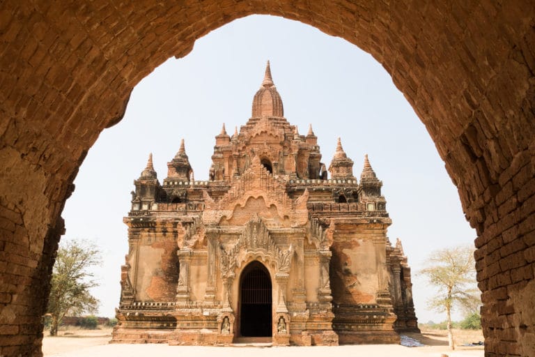 https://mdw-travel-data-us-east-1.s3.amazonaws.com/img/country/Myanmar/Sale-Bagan/img_03.jpg