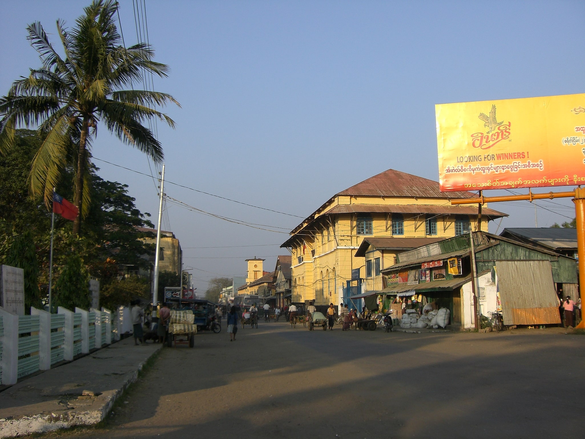 https://mdw-travel-data-us-east-1.s3.amazonaws.com/img/country/Myanmar/Shampoo-Island--Sittwe-/img_02.jpg