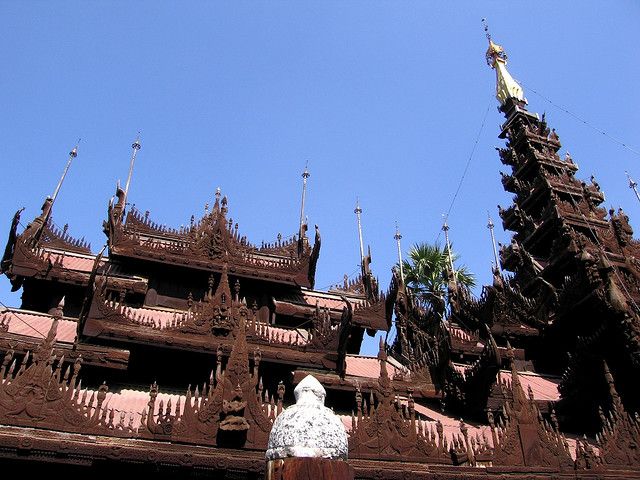 https://mdw-travel-data-us-east-1.s3.amazonaws.com/img/country/Myanmar/Shwe-In-Bin-Monastery/img_02.jpg