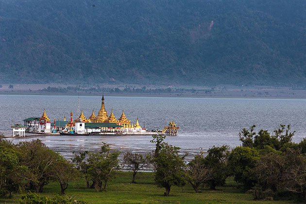 https://mdw-travel-data-us-east-1.s3.amazonaws.com/img/country/Myanmar/Shwe-Myitzu-Pagoda/img_02.jpg