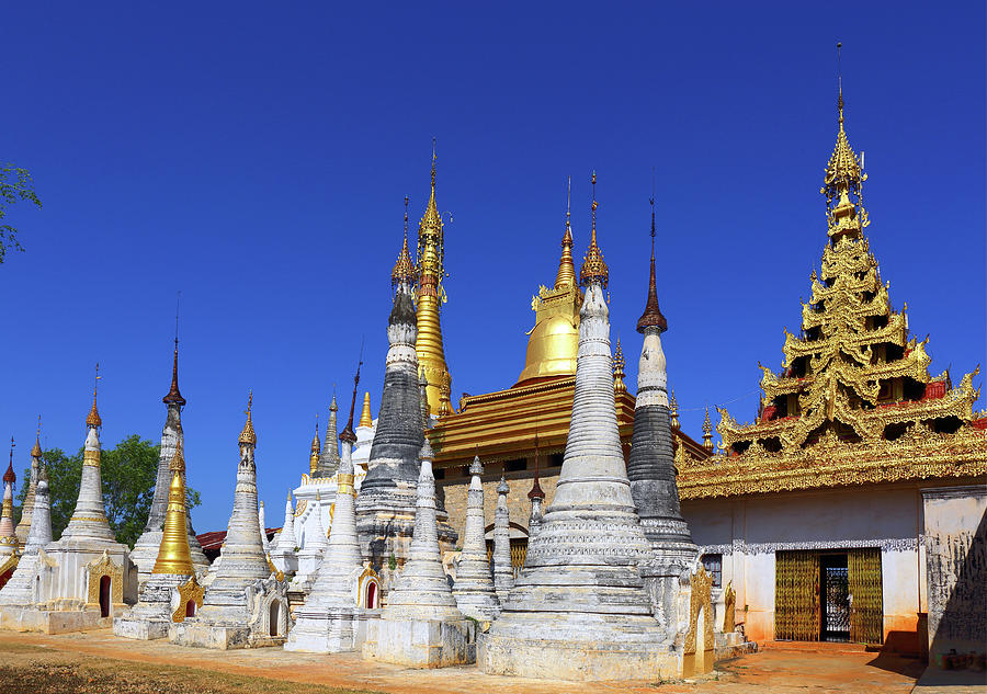https://mdw-travel-data-us-east-1.s3.amazonaws.com/img/country/Myanmar/Shwe-Thazi-Paya/img_00.jpg
