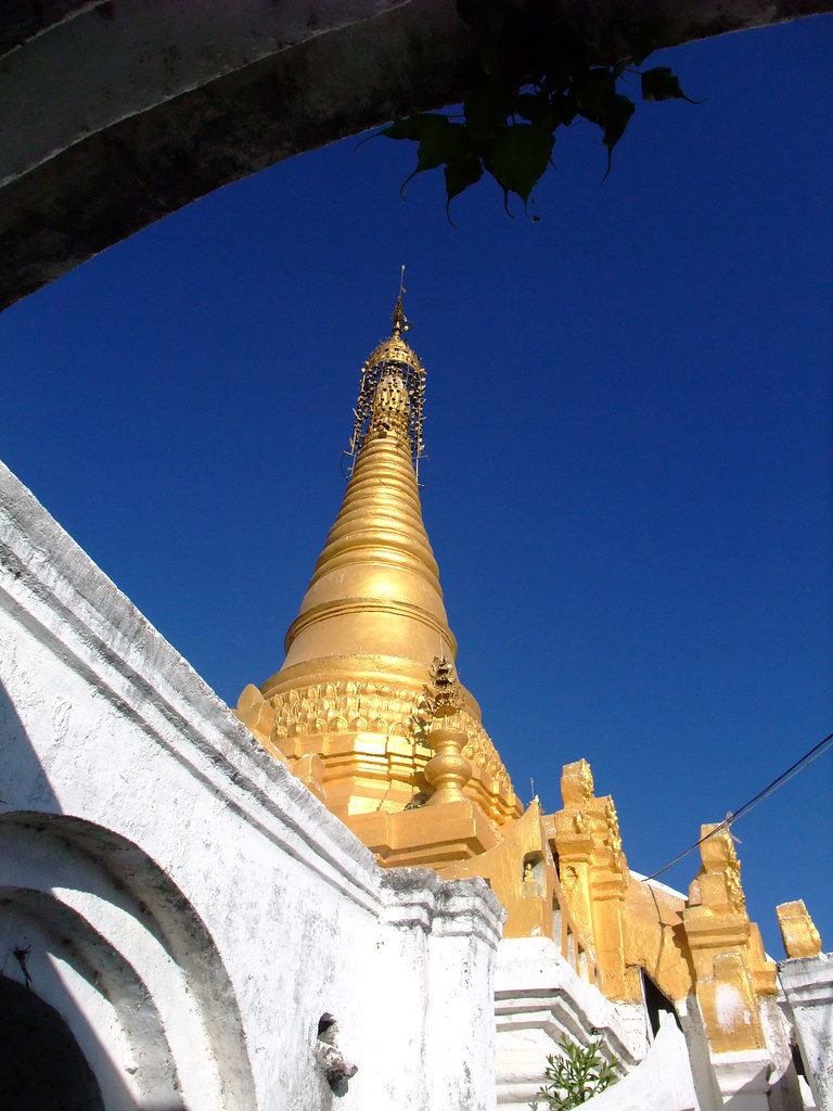 https://mdw-travel-data-us-east-1.s3.amazonaws.com/img/country/Myanmar/Shwe-Yaunghwe-Kyaung/img_03.jpg