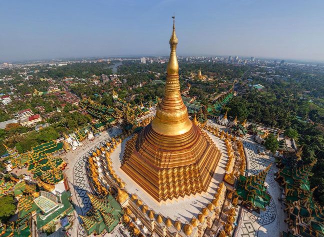 https://mdw-travel-data-us-east-1.s3.amazonaws.com/img/country/Myanmar/Shwedagon-Pagoda/img_02.jpg
