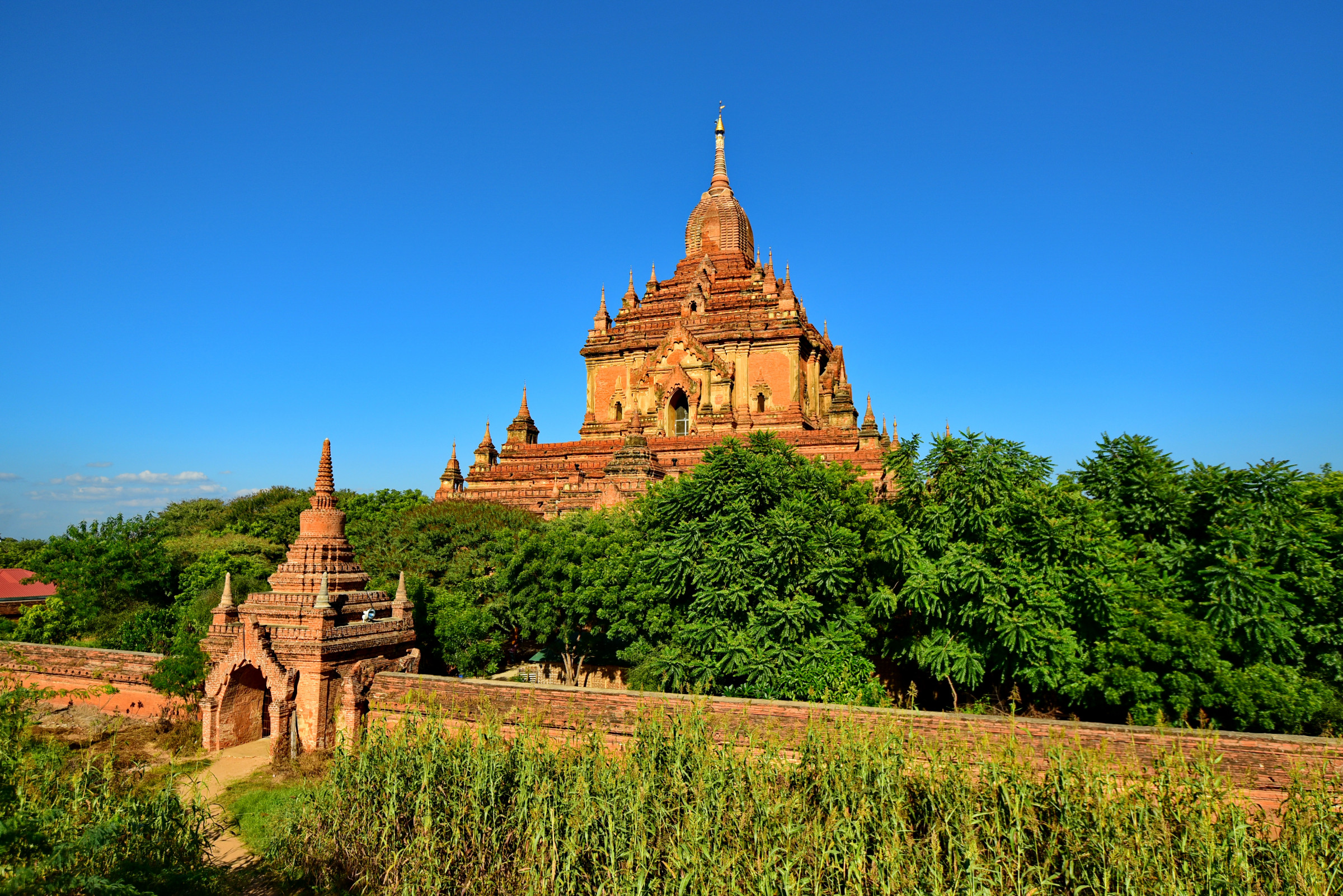 https://mdw-travel-data-us-east-1.s3.amazonaws.com/img/country/Myanmar/Shwegugyi-Paya/img_01.jpg