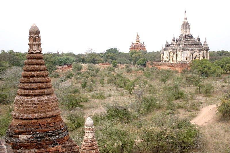 https://mdw-travel-data-us-east-1.s3.amazonaws.com/img/country/Myanmar/Shwegugyi-Temple/img_02.jpg
