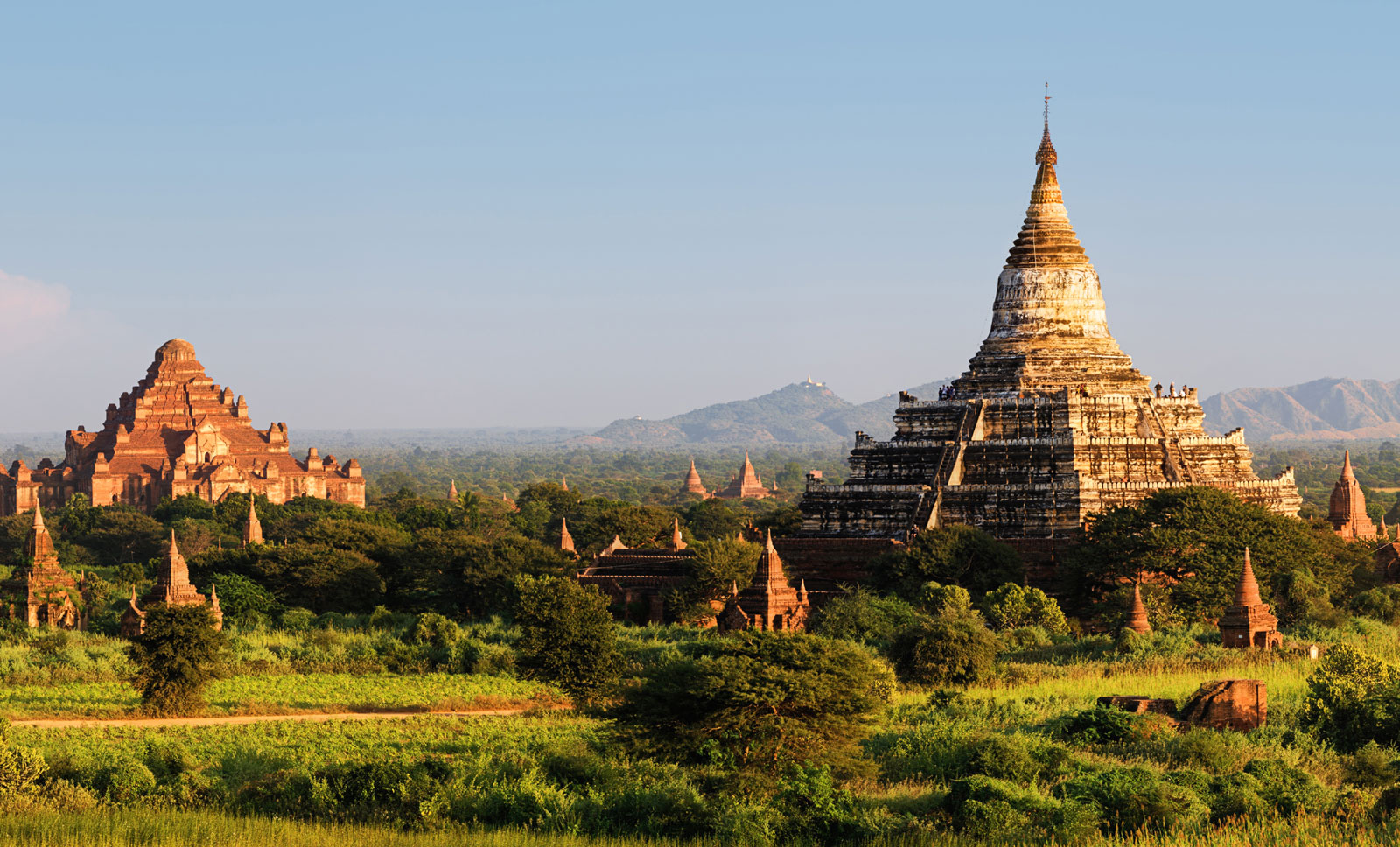 https://mdw-travel-data-us-east-1.s3.amazonaws.com/img/country/Myanmar/Shwegulyaung-Buddha/img_01.jpg