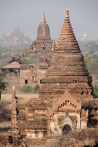 https://mdw-travel-data-us-east-1.s3.amazonaws.com/img/country/Myanmar/Shwesandaw-Pagoda-No6--Tayok-Pye-Pagoda-/img_01.jpg
