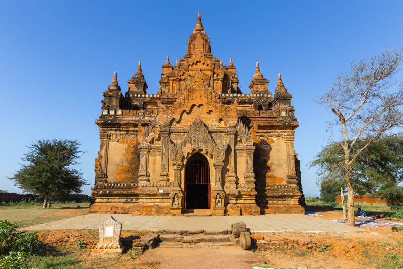 https://mdw-travel-data-us-east-1.s3.amazonaws.com/img/country/Myanmar/Shwesandaw-Pagoda-No6-Tayok-Pye-Pagoda/img_00.jpg