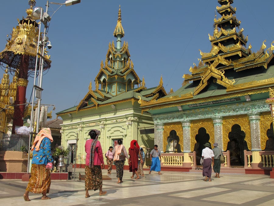 https://mdw-travel-data-us-east-1.s3.amazonaws.com/img/country/Myanmar/Shwesandaw-Pagoda/img_01.jpg