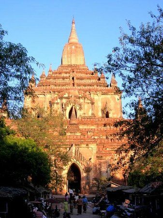 https://mdw-travel-data-us-east-1.s3.amazonaws.com/img/country/Myanmar/Sulamani-Guphaya-Temple/img_01.jpg