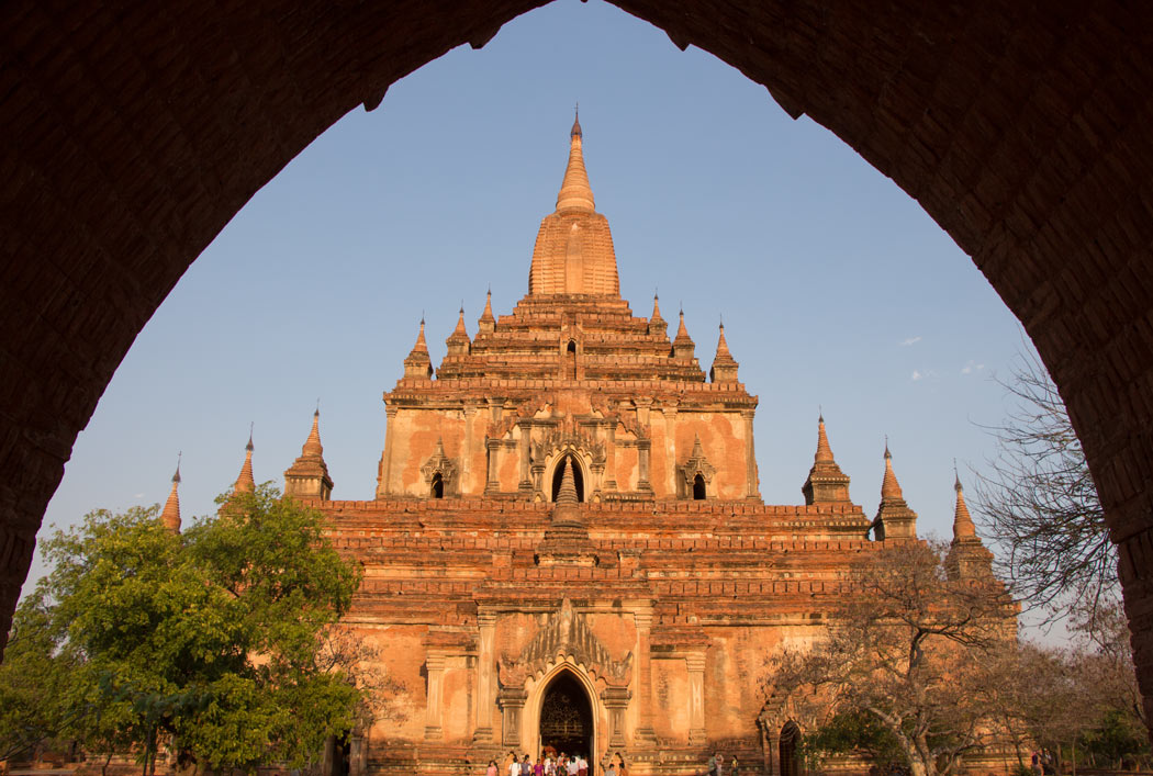 https://mdw-travel-data-us-east-1.s3.amazonaws.com/img/country/Myanmar/Sulamani-Guphaya-Temple/img_03.jpg