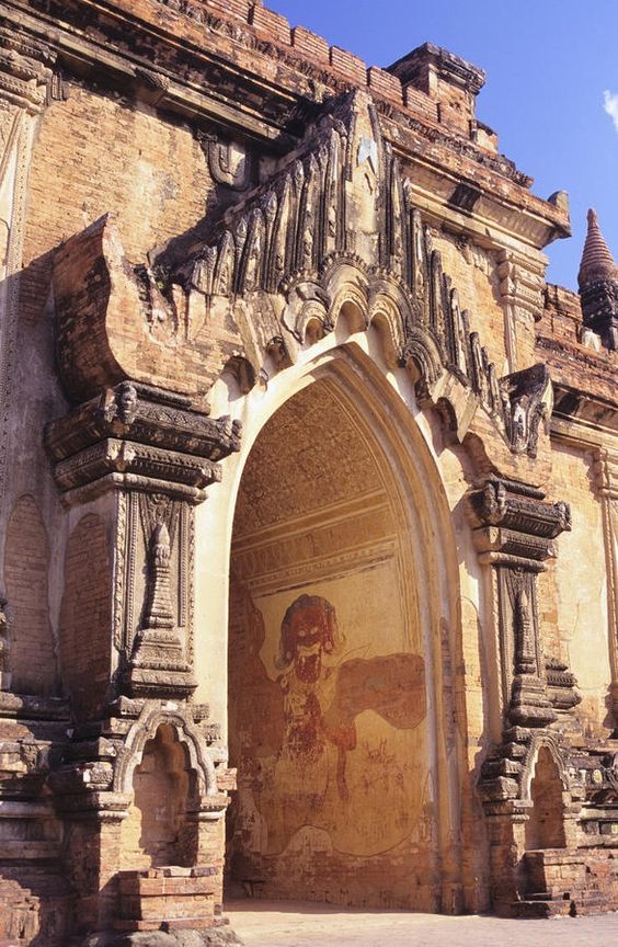 https://mdw-travel-data-us-east-1.s3.amazonaws.com/img/country/Myanmar/Sulamani-Temple/img_01.jpg