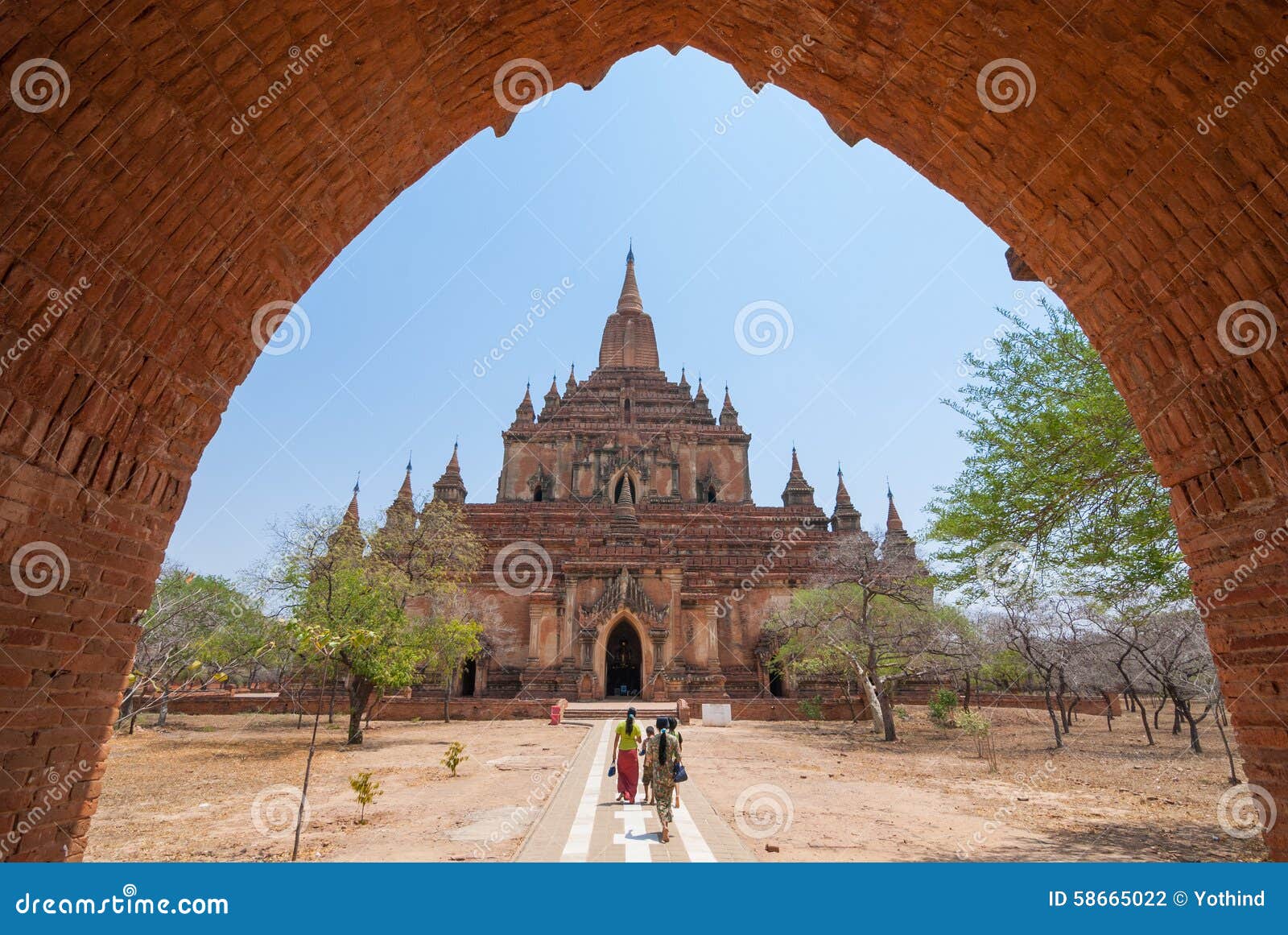 https://mdw-travel-data-us-east-1.s3.amazonaws.com/img/country/Myanmar/Sulamani-Temple/img_03.jpg