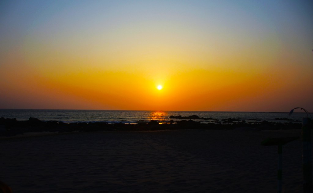 https://mdw-travel-data-us-east-1.s3.amazonaws.com/img/country/Myanmar/Sunset-from-Nabule-Beach/img_00.jpg