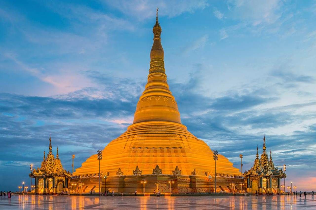 https://mdw-travel-data-us-east-1.s3.amazonaws.com/img/country/Myanmar/Uppatasanti-Pagoda/img_02.jpg