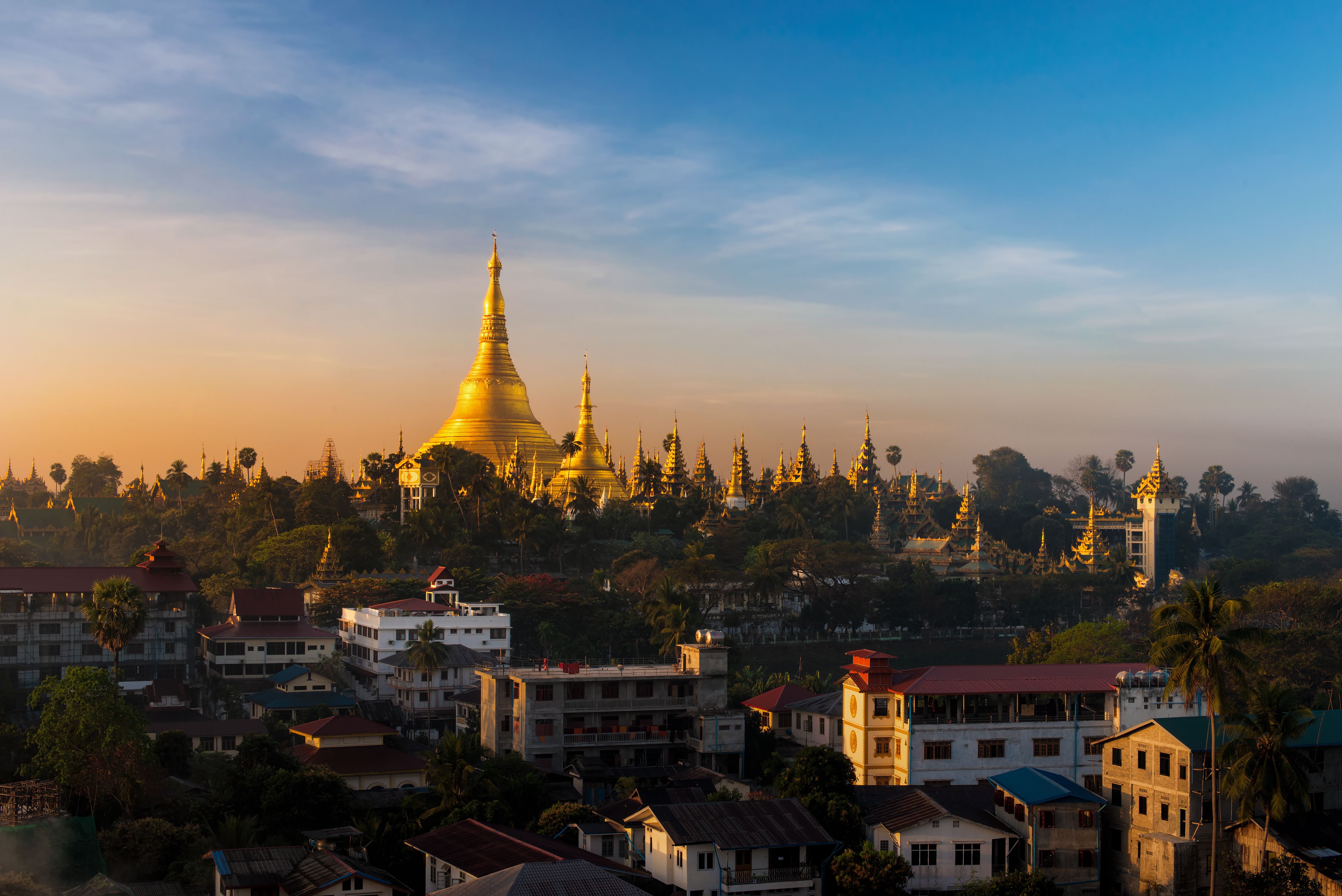 https://mdw-travel-data-us-east-1.s3.amazonaws.com/img/country/Myanmar/Yangon-City-Hall/img_02.jpg