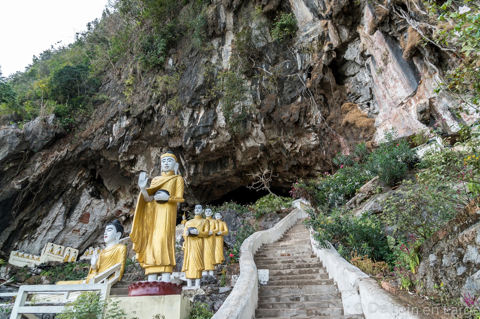 https://mdw-travel-data-us-east-1.s3.amazonaws.com/img/country/Myanmar/Yathaypyan-Cave/img_03.jpg
