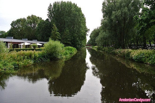 https://mdw-travel-data-us-east-1.s3.amazonaws.com/img/country/Netherlands/Amstelpark/img_00.jpg