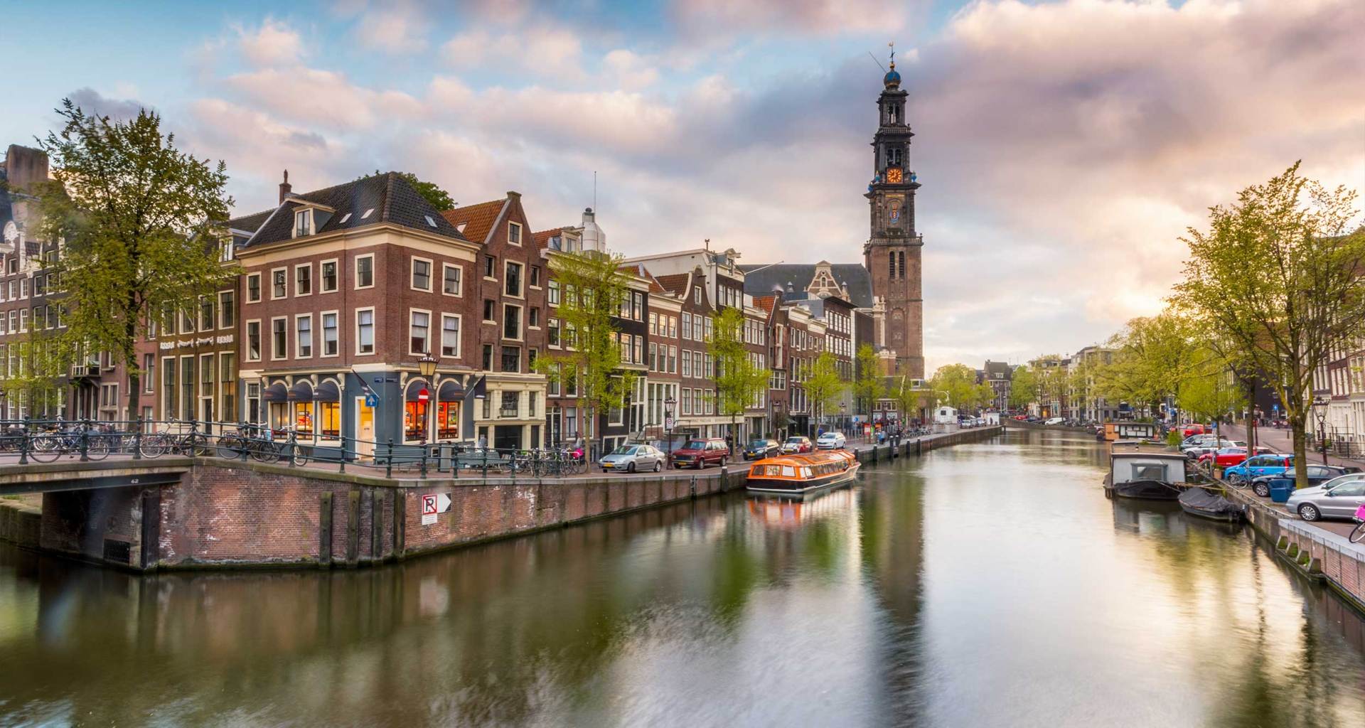 https://mdw-travel-data-us-east-1.s3.amazonaws.com/img/country/Netherlands/Black-Lake/img_03.jpg