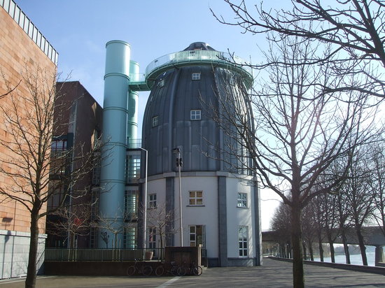 https://mdw-travel-data-us-east-1.s3.amazonaws.com/img/country/Netherlands/Bonnefantenmuseum/img_02.jpg