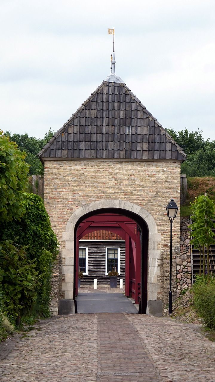 https://mdw-travel-data-us-east-1.s3.amazonaws.com/img/country/Netherlands/Bourtange-Fortress/img_01.jpg