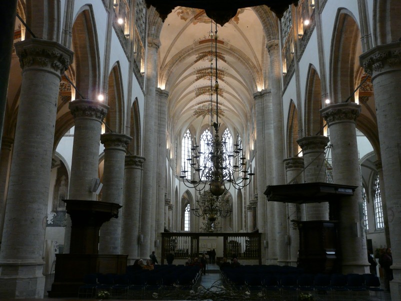 https://mdw-travel-data-us-east-1.s3.amazonaws.com/img/country/Netherlands/Bredas-Church-of-Our-Lady/img_02.jpg