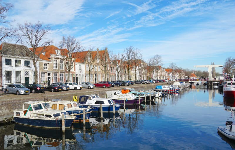 https://mdw-travel-data-us-east-1.s3.amazonaws.com/img/country/Netherlands/Brielle-Historic-Center/img_03.jpg