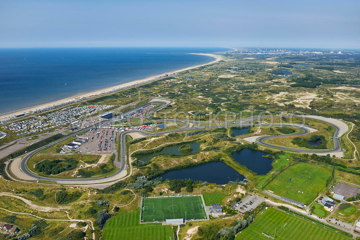 https://mdw-travel-data-us-east-1.s3.amazonaws.com/img/country/Netherlands/Circuit-Zandvoort/img_02.jpg