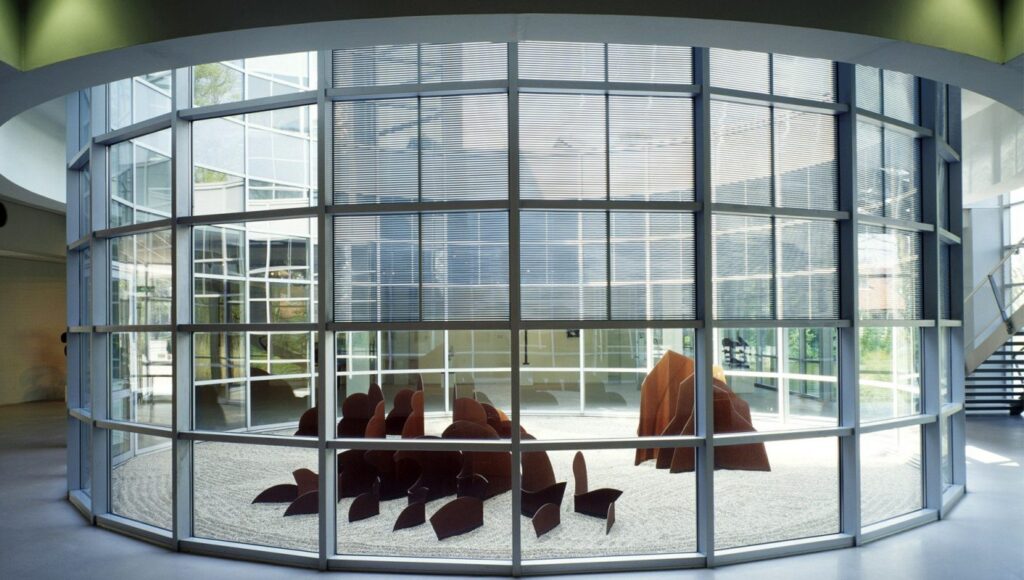 https://mdw-travel-data-us-east-1.s3.amazonaws.com/img/country/Netherlands/Cobra-Museum-voor-Moderne-Kunst/img_03.jpg