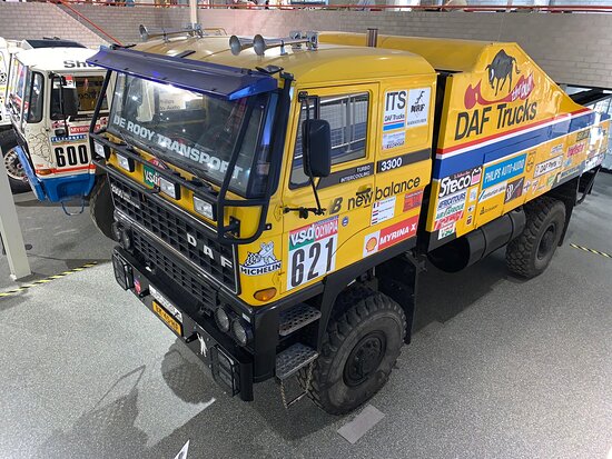 https://mdw-travel-data-us-east-1.s3.amazonaws.com/img/country/Netherlands/DAF-Museum-Factory-7/img_00.jpg