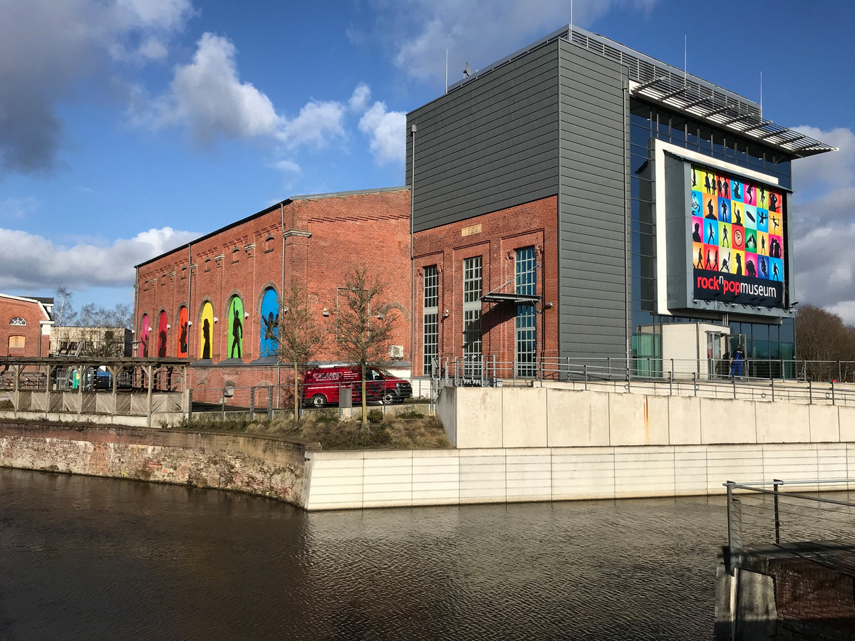 https://mdw-travel-data-us-east-1.s3.amazonaws.com/img/country/Netherlands/De-Museumfabriek-Roombeek/img_00.jpg