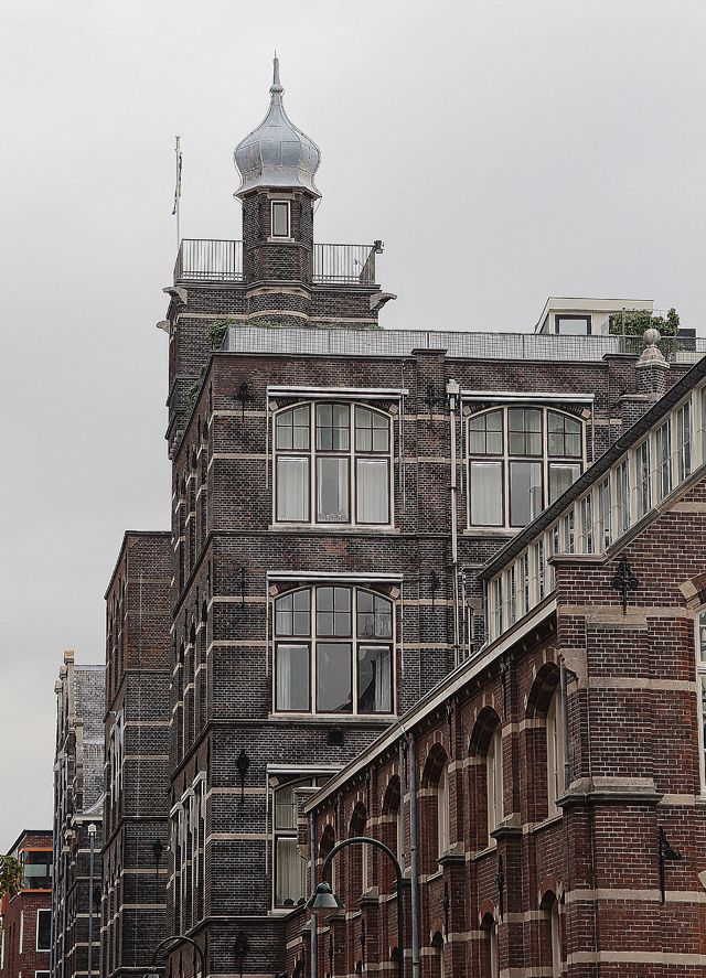 https://mdw-travel-data-us-east-1.s3.amazonaws.com/img/country/Netherlands/Delftware-Factory/img_00.jpg