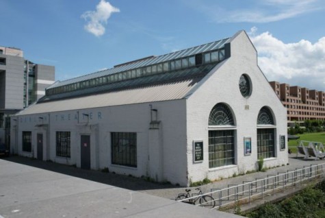 https://mdw-travel-data-us-east-1.s3.amazonaws.com/img/country/Netherlands/Derlon-Theater/img_00.jpg