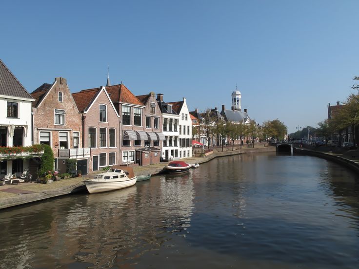 https://mdw-travel-data-us-east-1.s3.amazonaws.com/img/country/Netherlands/Dokkum/img_01.jpg